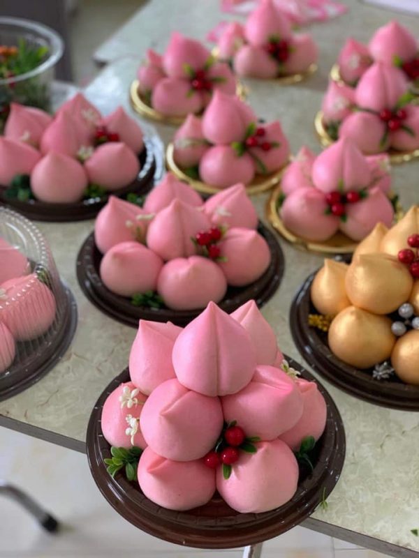 Hộp đựng bánh đào tiên