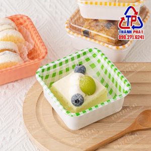 Hộp caro vuông nắp trong - hộp caro vuông màu vàng - hộp caro vuông đựng bánh mousse