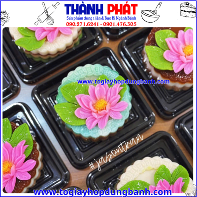 Hộp vuông đế đen đựng bánh trung thu 150g- Hộp vuông đế đen jlh95-95 đựng xôi khuôn 8cm- Hộp vuông đựng bánh trung thu 150g-hộp nhựa vuông mini- bao bì bánh trung thu 150g