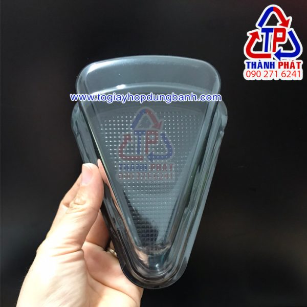 Hộp nhựa tam giác A03 đế đen - Hộp đựng bánh kem chia nhỏ tam giác A03