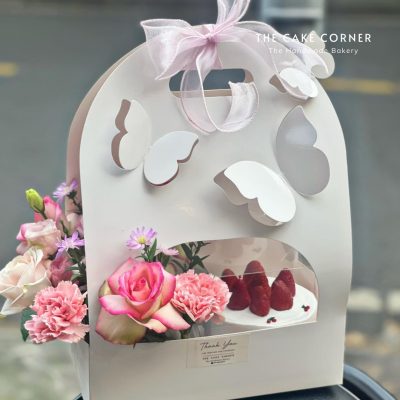 Túi bướm đựng bánh kem quai xách, hộp đưng bánh và hoa, hộp đựng bánh kem mini dễ thương, hộp quai xách bướm trắng