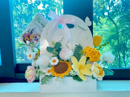 Túi bướm đựng bánh kem quai xách, hộp đưng bánh và hoa, hộp đựng bánh kem mini dễ thương, hộp quai xách bướm trắng