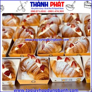 hộp bánh gấu vàng- hộp bánh nắp trong- hộp đựng bánh ngọt cao cấp- hộp sandwich vuông